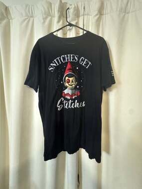 Warrior XII Snitches Get Stitches Bruised Elf Graphic T-Shirt